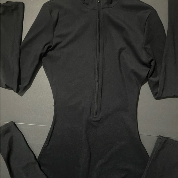Black Zip Front Jumpsuit | Size M | Stretchy - Picture 4 of 7